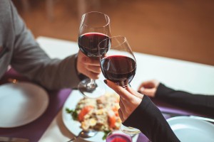 couple in restaurant